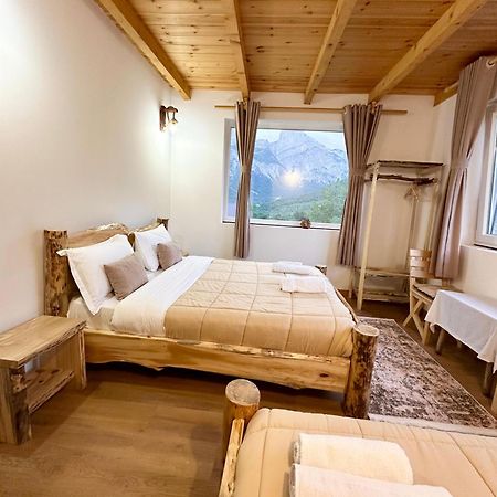 Guesthouse Dritan Tethorja Theth Esterno foto